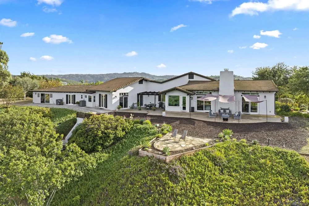 30659 Diaz Valley Center, CA 92082
