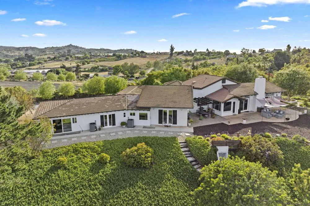 30659 Diaz Valley Center, CA 92082