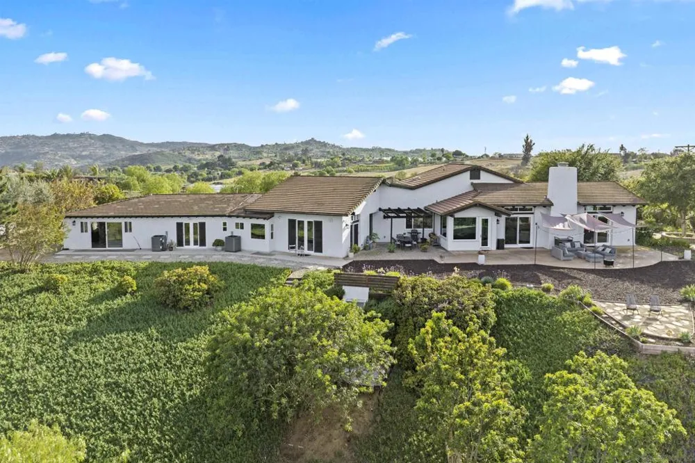 30659 Diaz Valley Center, CA 92082