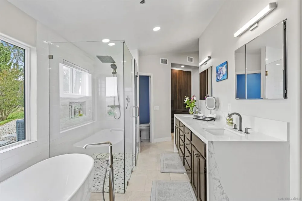 30659 Diaz Valley Center, CA 92082
