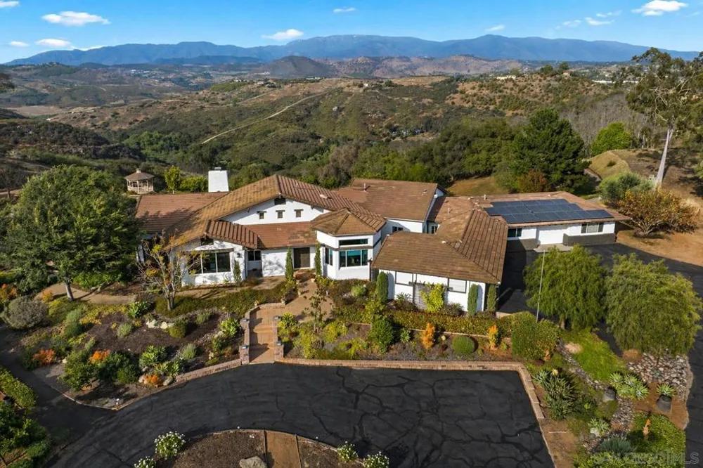 30659 Diaz Valley Center, CA 92082