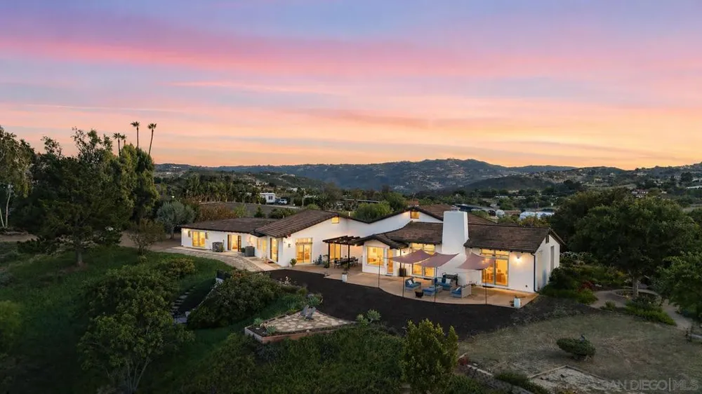 30659 Diaz Valley Center, CA 92082