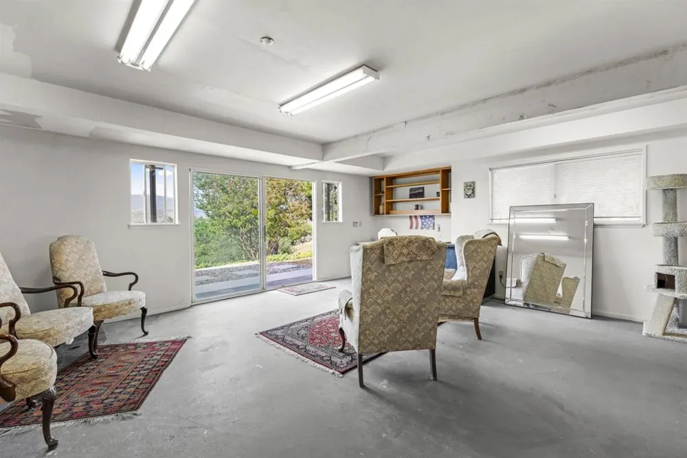 30659 Diaz Valley Center, CA 92082