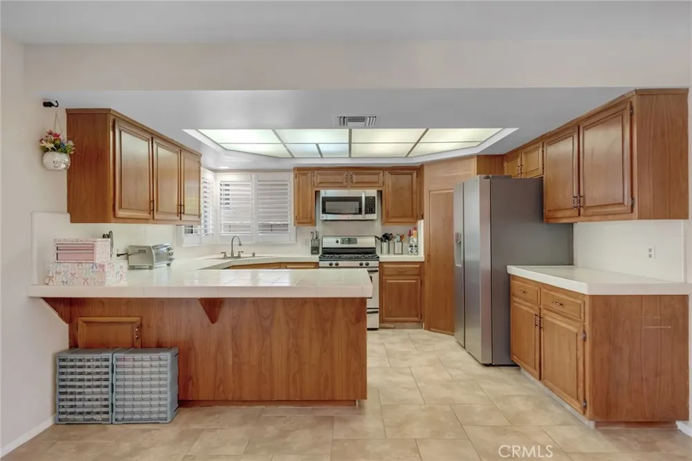 14714 Robin Lane Helendale, CA 92342
