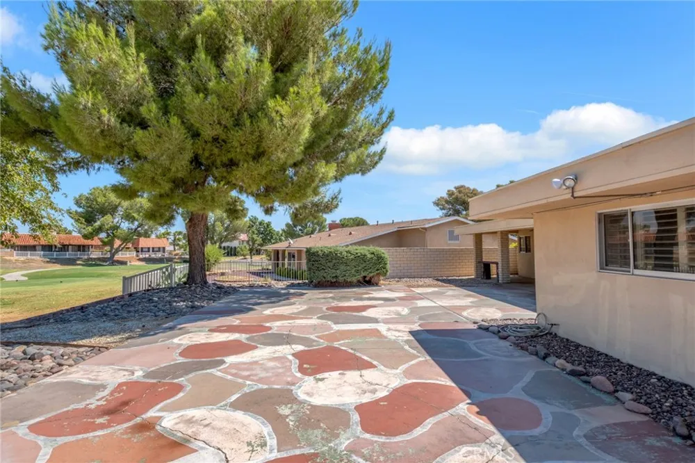 14714 Robin Lane Helendale, CA 92342