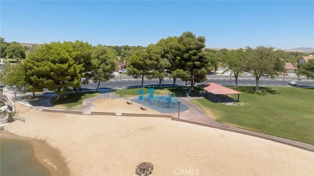 14714 Robin Lane Helendale, CA 92342