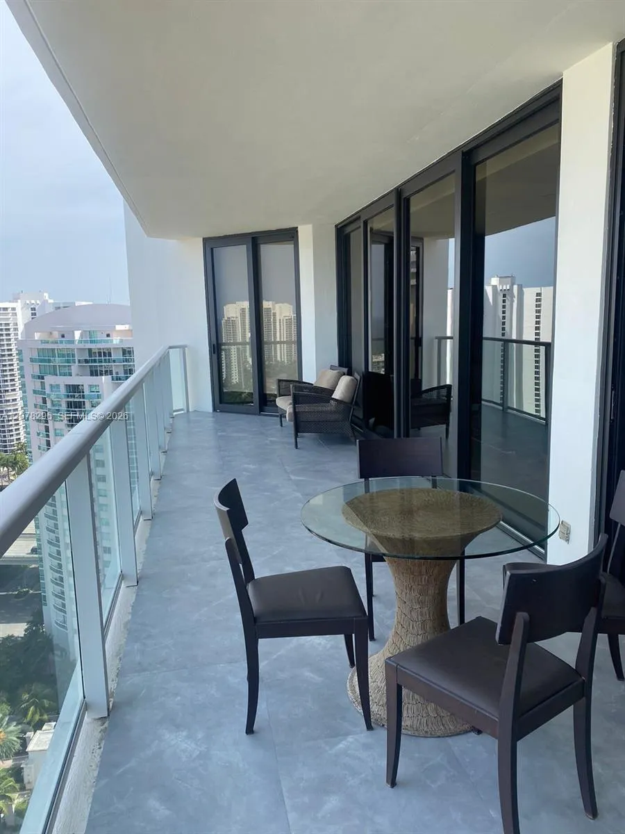 19500 Turnberry Way #25F Aventura, FL 33180