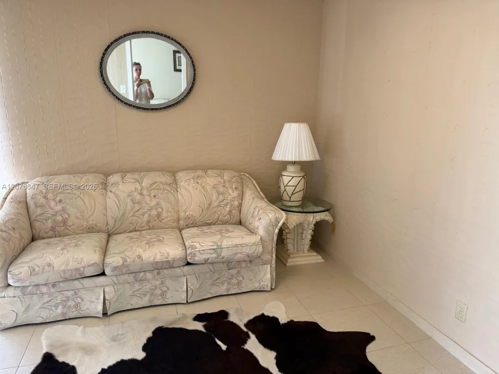 851 Three Islands Blvd #511 Hallandale Beach, FL 33009