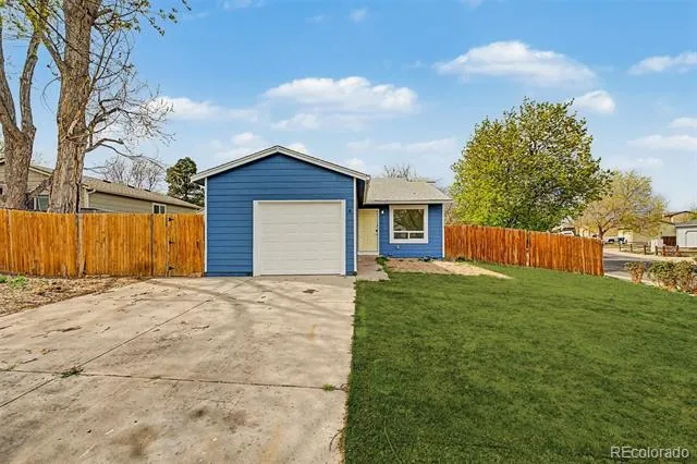 17391 E Layton Drive Aurora, CO 80015