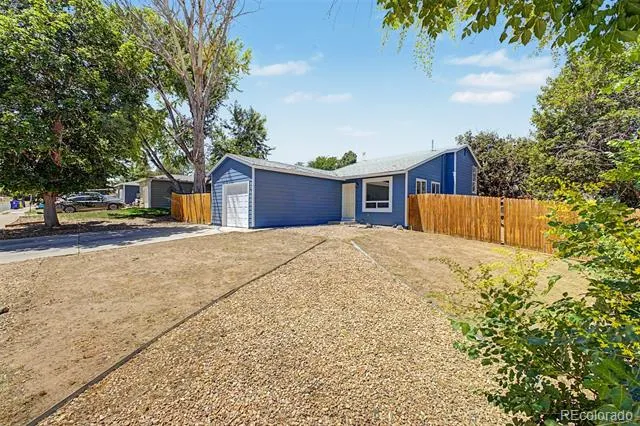 17391 E Layton Drive Aurora, CO 80015