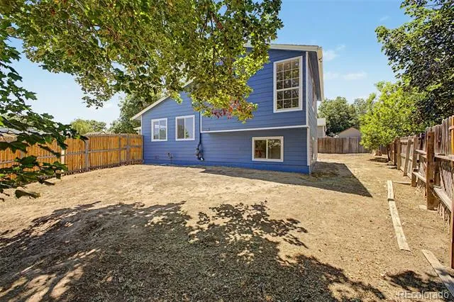 17391 E Layton Drive Aurora, CO 80015