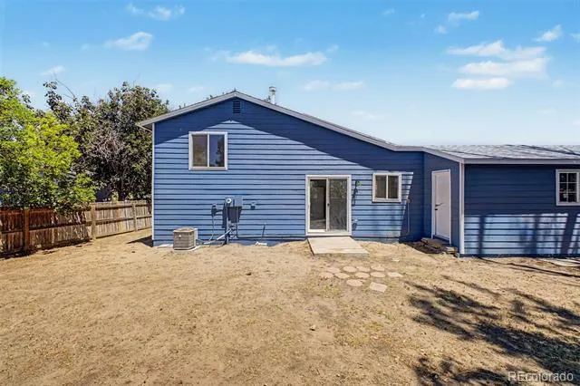 17391 E Layton Drive Aurora, CO 80015