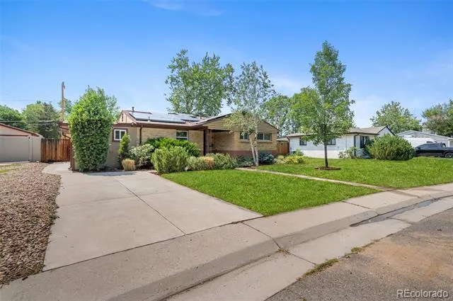 5755 Dudley Street Arvada, CO 80002