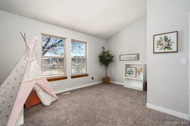 6614 Overland Drive Colorado Springs, CO 80919