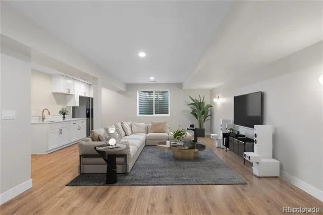 5501 S Nevada Street #A Littleton, CO 80120