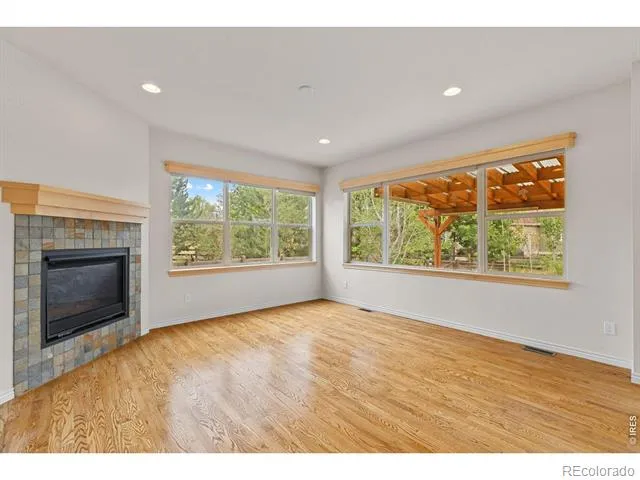 413 Raymond Court Lyons, CO 80540