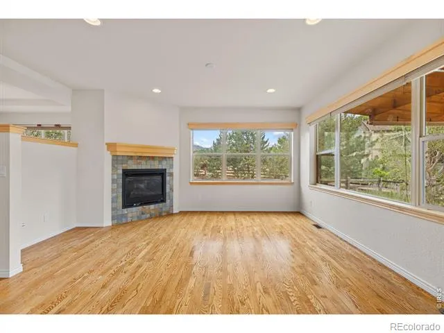 413 Raymond Court Lyons, CO 80540