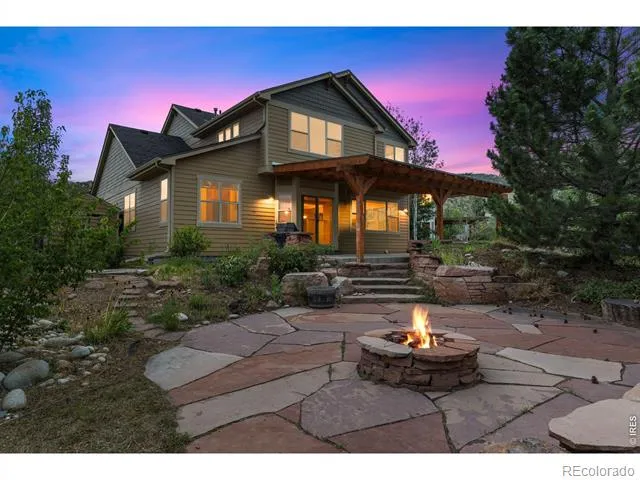 413 Raymond Court Lyons, CO 80540