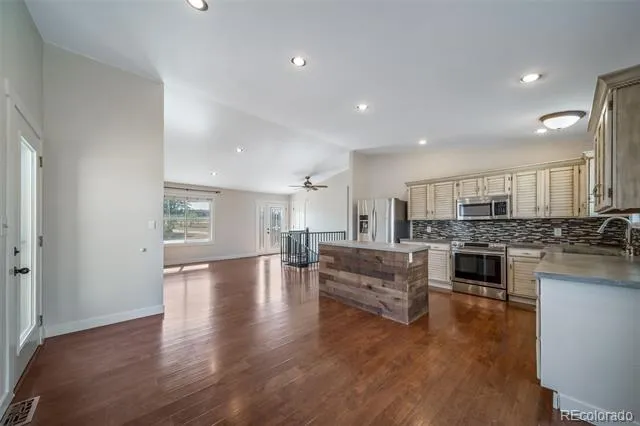 8245 Sun Country Drive Elizabeth, CO 80107