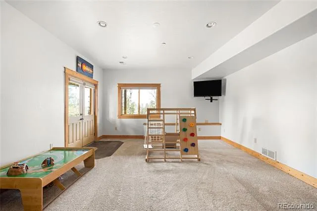 229 Mohawk Trail Pine, CO 80470