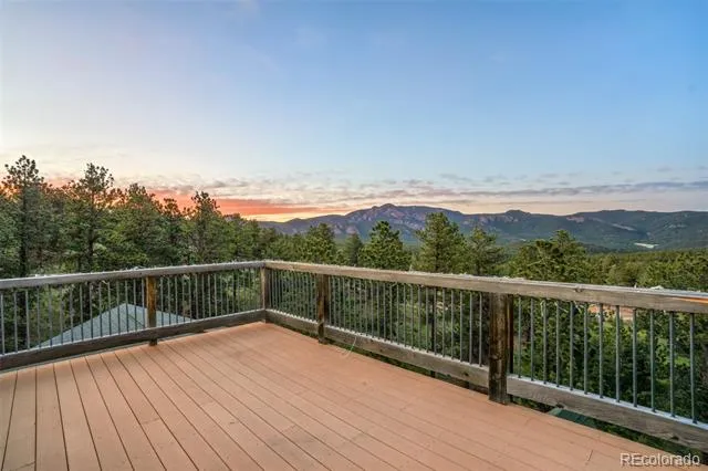 229 Mohawk Trail Pine, CO 80470