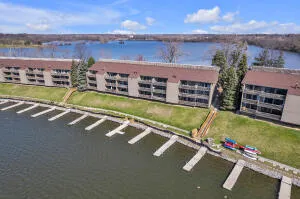 820 Cliffs Drive #306