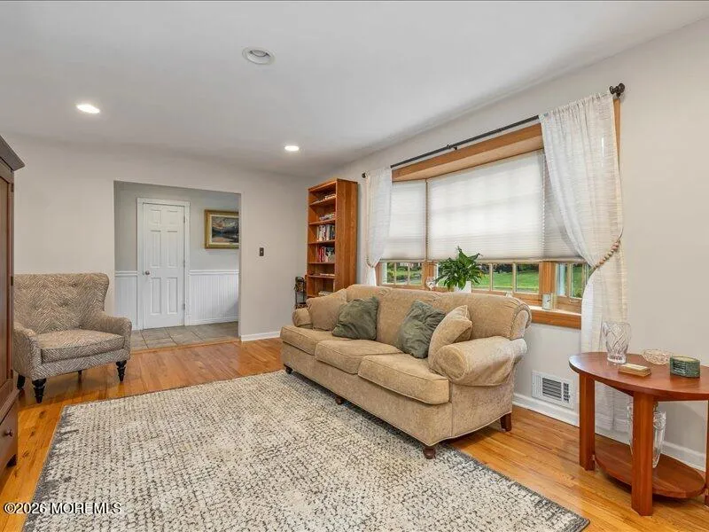 37 Ravine Road Red Bank, NJ 07701