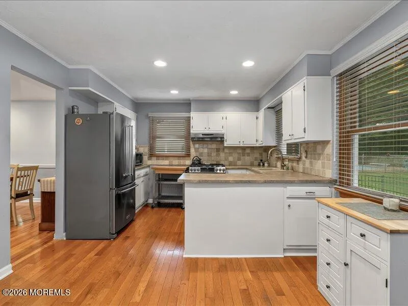 37 Ravine Road Red Bank, NJ 07701