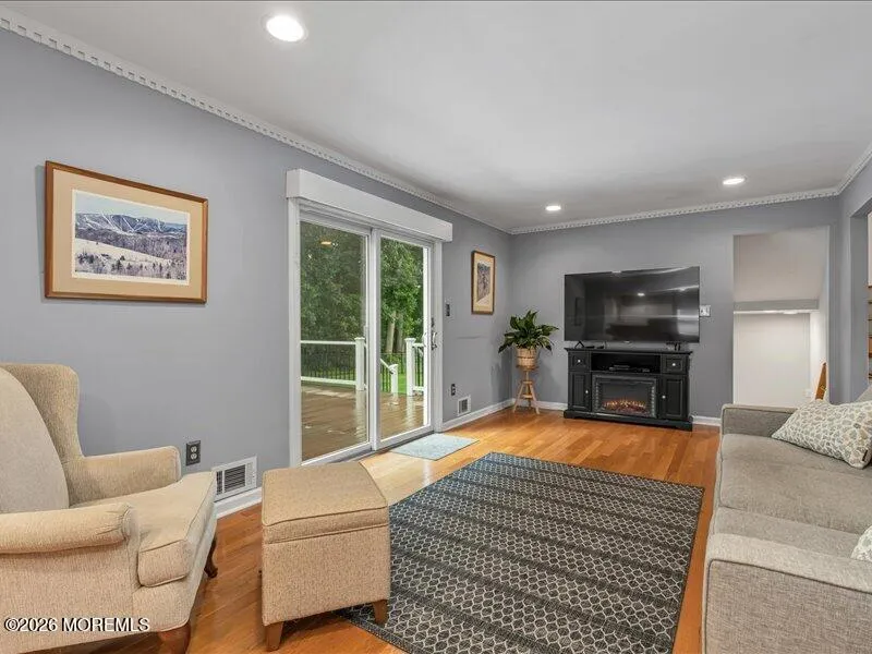 37 Ravine Road Red Bank, NJ 07701