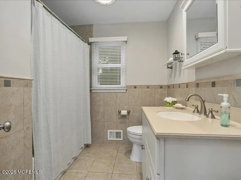 37 Ravine Road Red Bank, NJ 07701