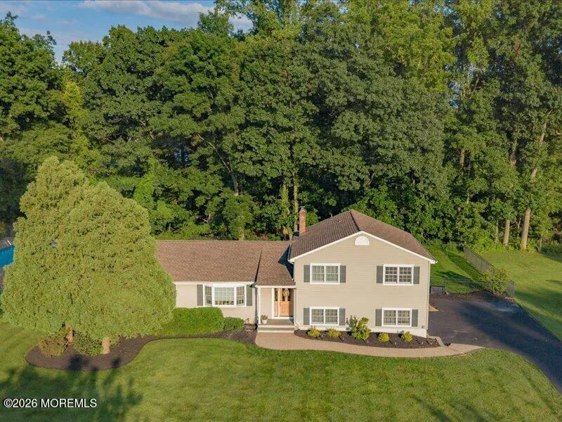 37 Ravine Road Red Bank, NJ 07701