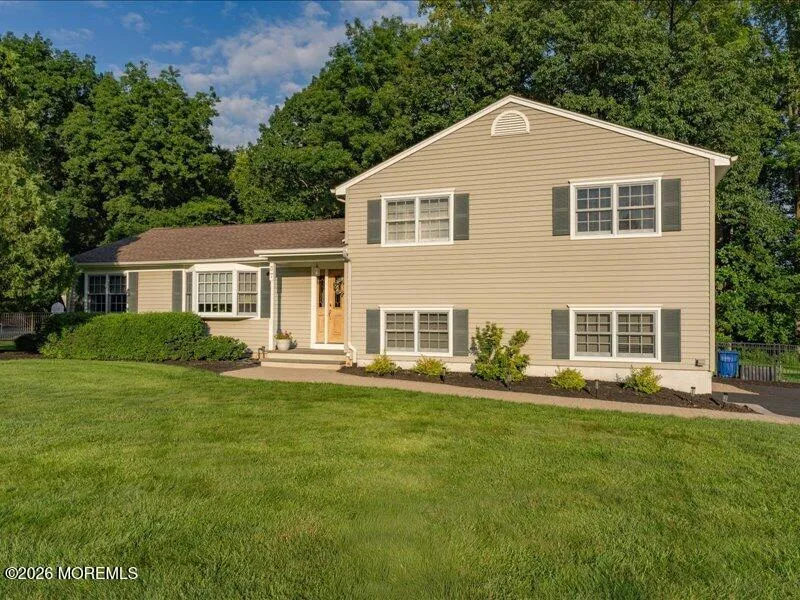 37 Ravine Road Red Bank, NJ 07701