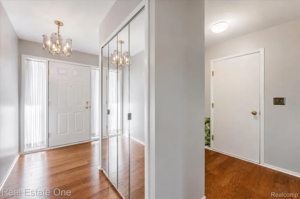 1918 Allenway Court #110 Rochester Hills City, MI 48309