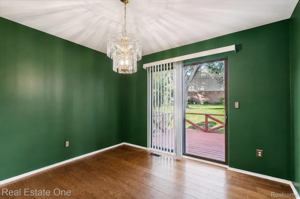 1918 Allenway Court #110 Rochester Hills City, MI 48309