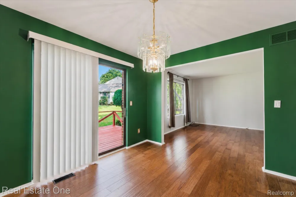 1918 Allenway Court #110 Rochester Hills City, MI 48309
