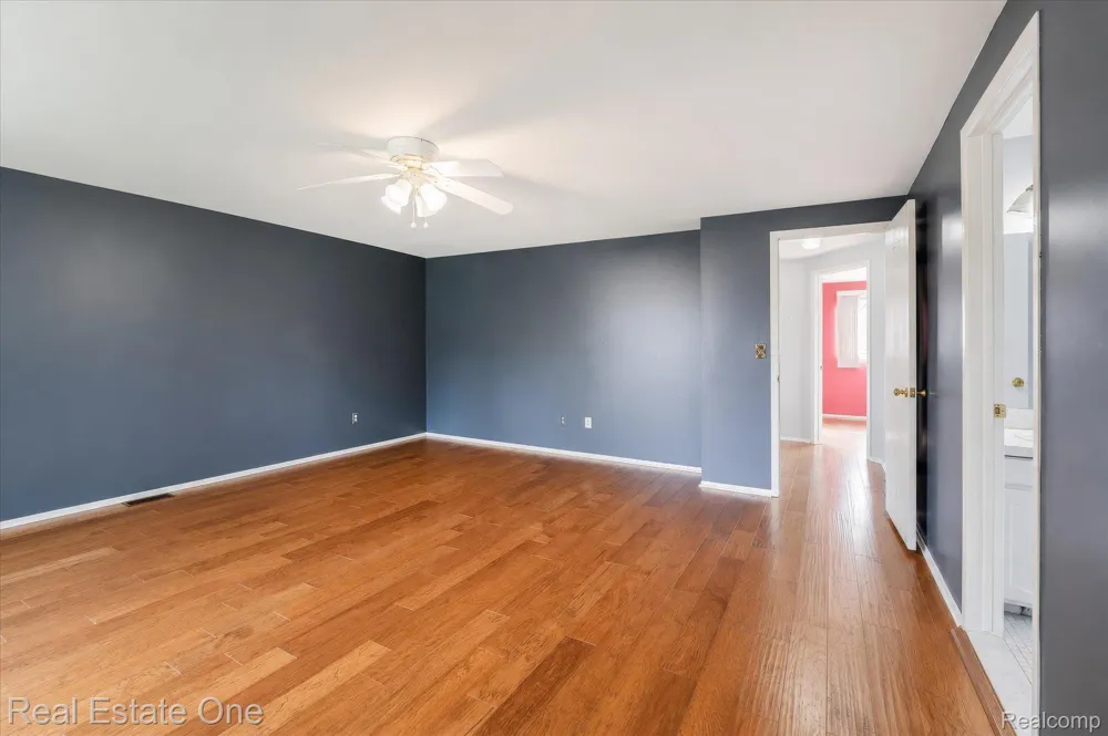 1918 Allenway Court #110 Rochester Hills City, MI 48309