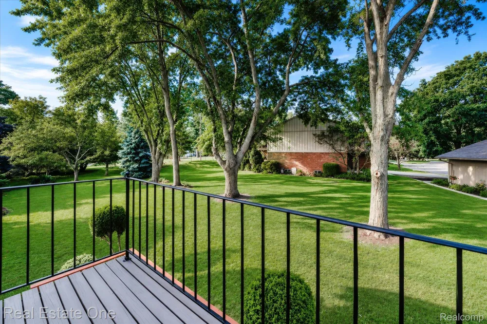 1918 Allenway Court #110 Rochester Hills City, MI 48309