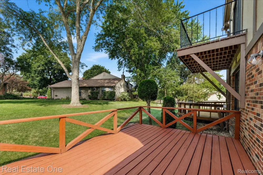 1918 Allenway Court #110 Rochester Hills City, MI 48309