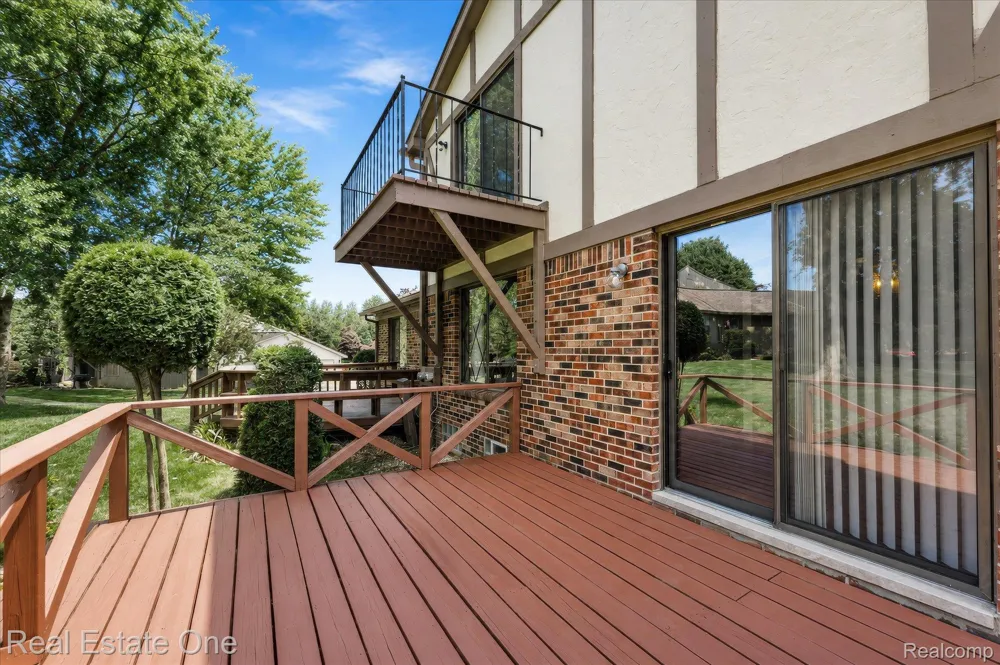 1918 Allenway Court #110 Rochester Hills City, MI 48309