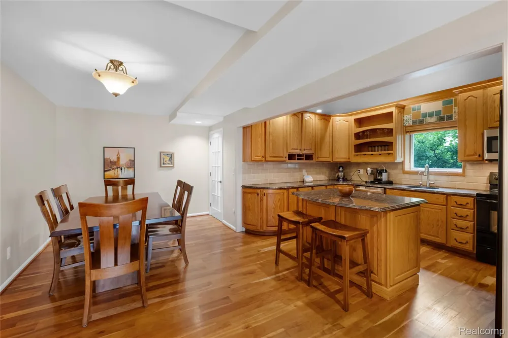 15420 Jennings Road Fenton City, MI 48430