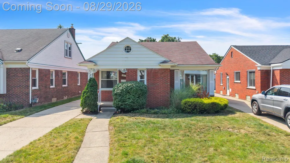 141 Robindale Avenue Dearborn City, MI 48128