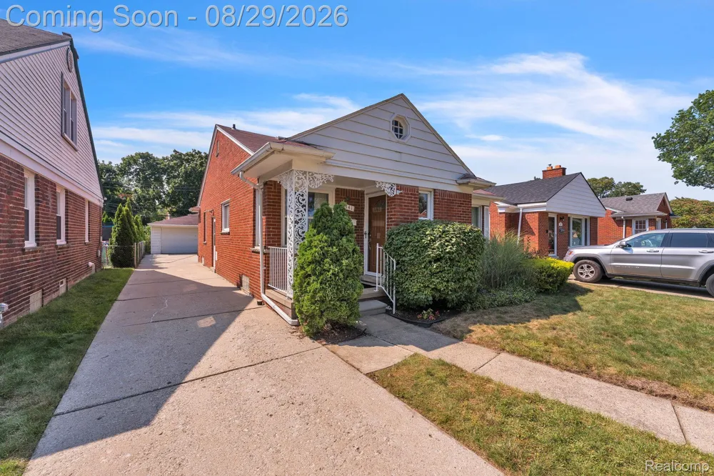 141 Robindale Avenue Dearborn City, MI 48128