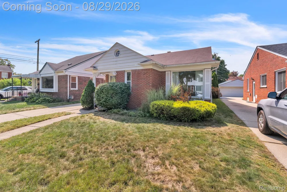 141 Robindale Avenue Dearborn City, MI 48128