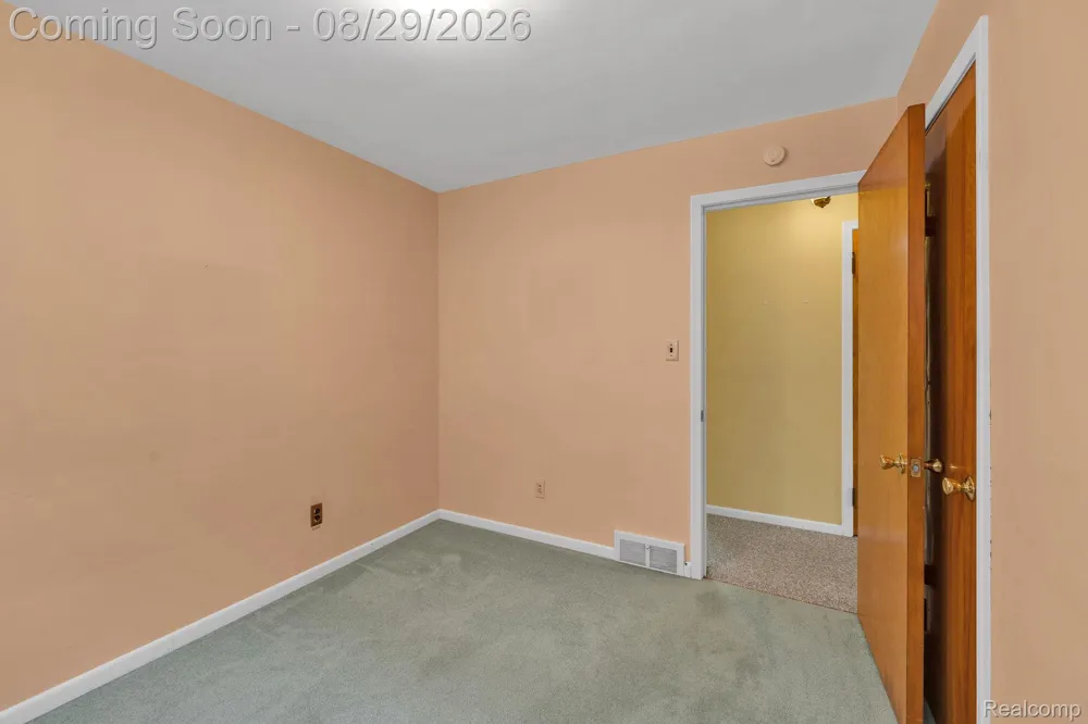 141 Robindale Avenue Dearborn City, MI 48128