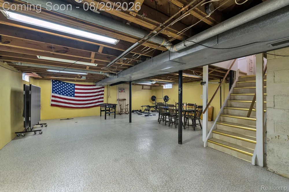 141 Robindale Avenue Dearborn City, MI 48128