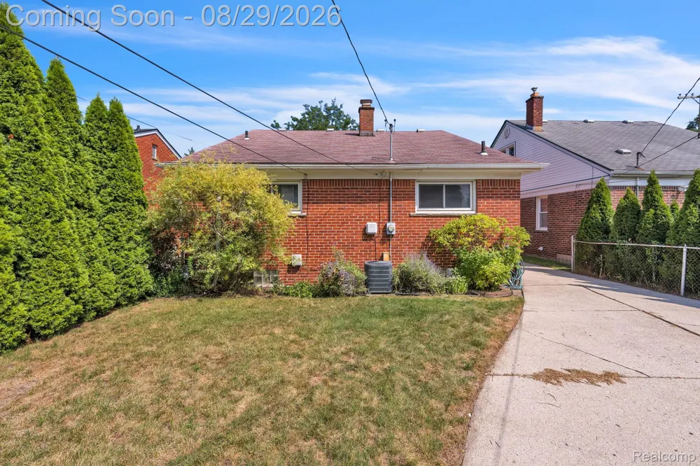 141 Robindale Avenue Dearborn City, MI 48128