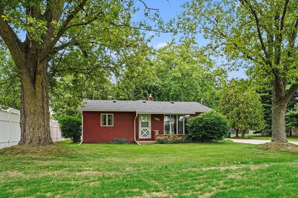 8722 S Sprinkle Road Portage City, MI 49002