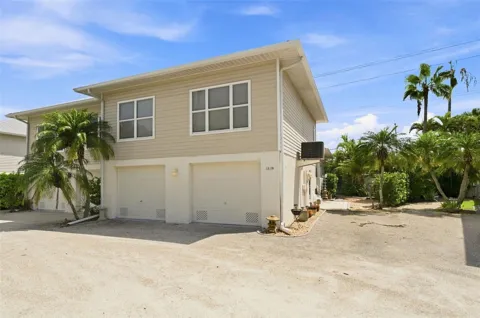 1819 HIGHLAND ROAD