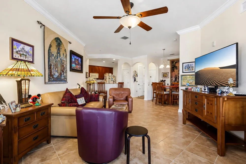 8168 BOAT HOOK LOOP #303 Windermere, FL 34786