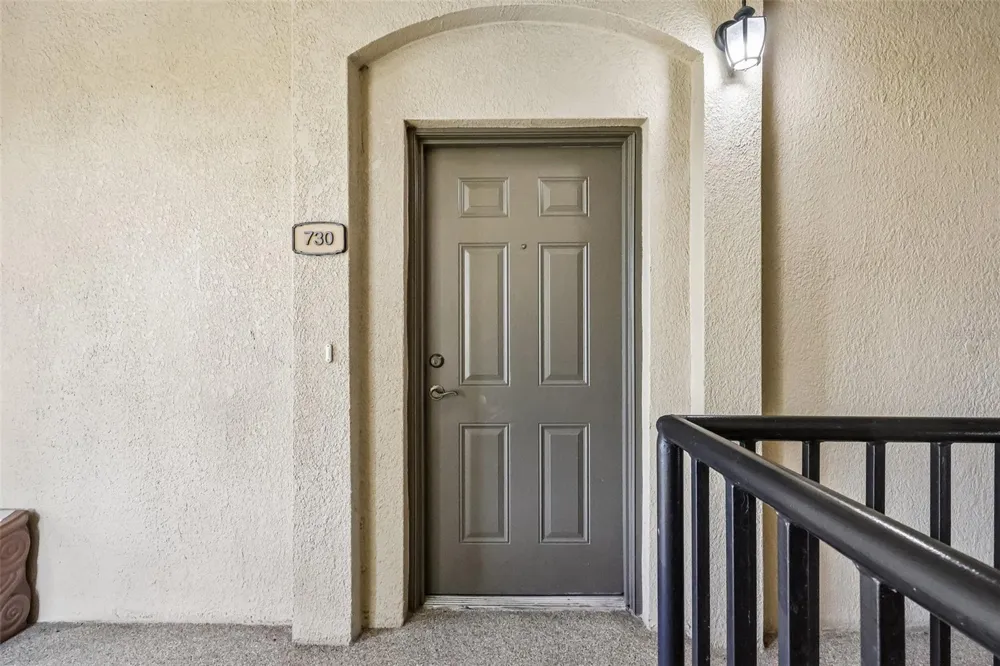 8168 BOAT HOOK LOOP #303 Windermere, FL 34786